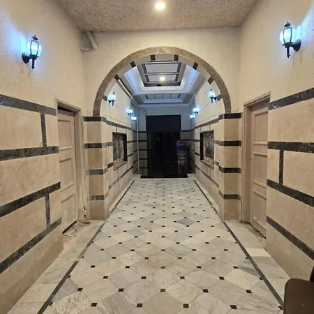 The Traveler'S House Hostel-3